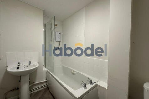 9 The Paddocks, Martlesham Heath, Ipswich, IP5 3UH photo 3