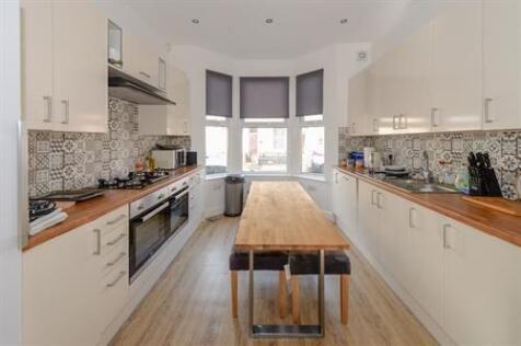 6 Bedroom House, Edinburgh Road - Kensington Fields photo 4