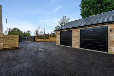 Electric Garage with Charging Point