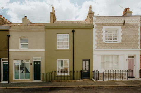 Croft-Hastings-NorthStreet-Exterior-11