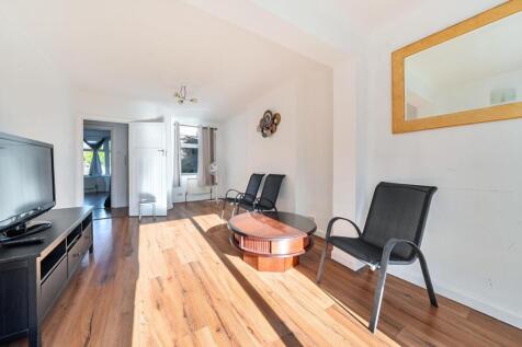 Davidson Frost-Wellings, DFW, Belmont Lane, HA7, L