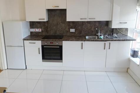 Top Floor Flat - Claude Place