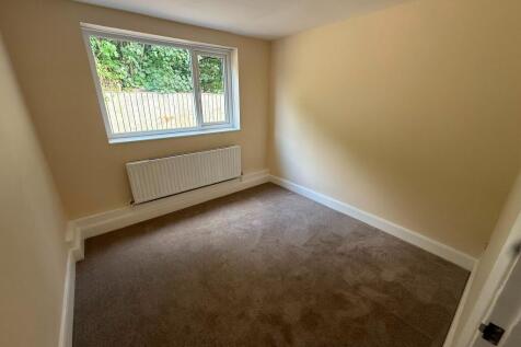 Eastbourne Gardens, Middlesbrough, TS3 0PD photo 5