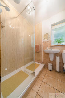 31 Campbell Avenue-21