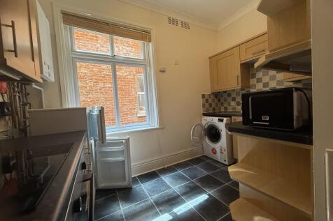 Furzedown Road,  photo 3