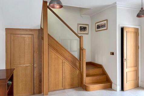 Apartment 1 - Hallway