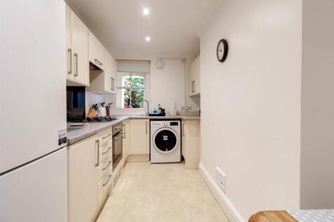 1-bed-hales-road9.jpg