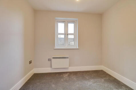 Eastwood Road, Rayleigh, SS6 photo 4