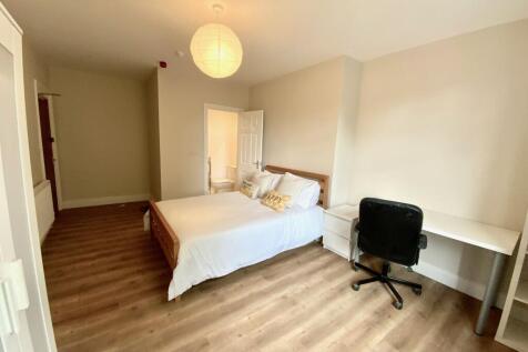 Kelso Road, Leeds, West Yorkshire, LS2 9PR photo 4