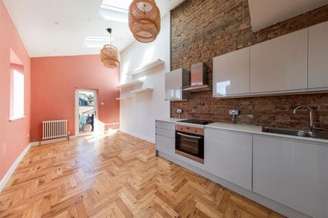 Huxley Road, E10