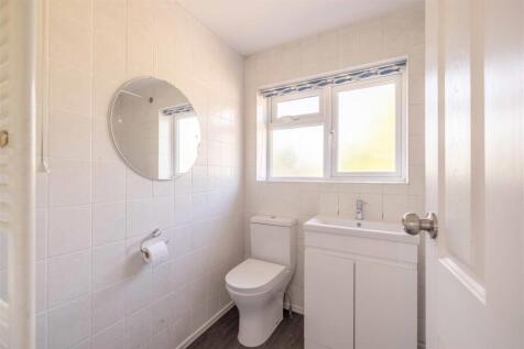 Bathroom11DM (2 of 2).jpg
