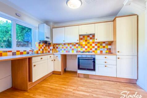 Sycamore Close , Christchurch , Dorset photo 4