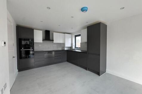 e35ba93f-81c1-40d...