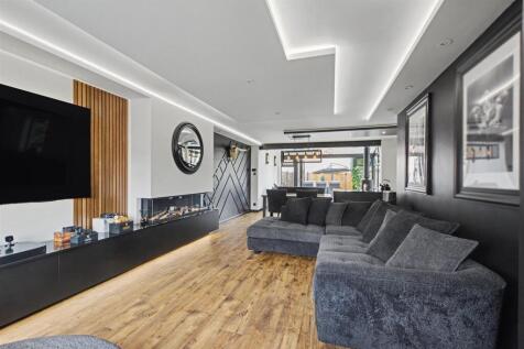 Open Plan Living, Dining, Kitchen Area