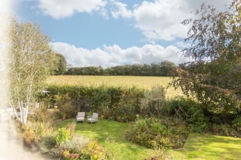 Garden &amp; Setting