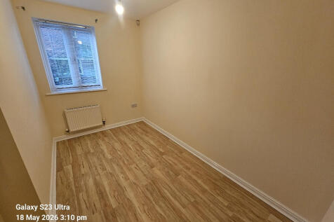 Tall Pines Road, Witham St. Hughs, Lincoln, Lincolnshire, LN6 photo 5
