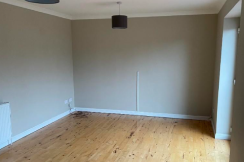 FLAT 10 , DUKES ROAD , G73 5AD photo 3