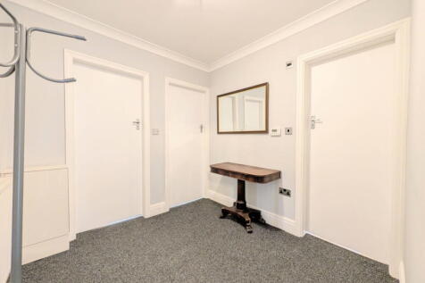To Let - Leyland Road, Southport, PR9 - Two Bedroom Fully Furnished Apt photo 4