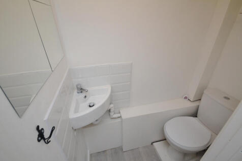 Thorn Grove, Fallowfield, Manchester, M14 photo 5
