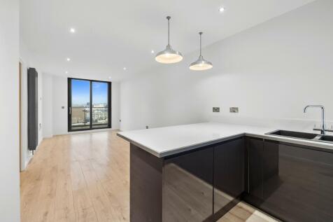 30 Peirson House, 175 Notte Street, Plymouth, PL1 2BT photo 3
