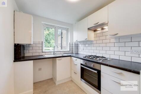 South Croydon, CR2 - property photo
