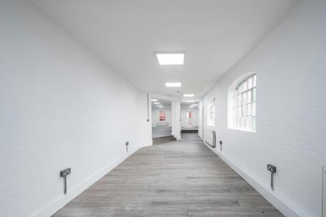 Hackney Rd 237  Low Res 2.jpg