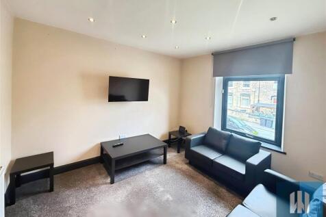 Orchard Terrace, Newsome, Huddersfield, HD4 photo 3