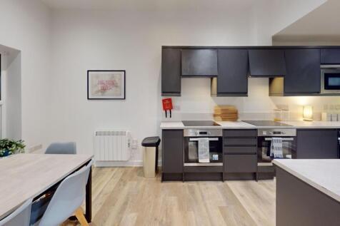 Flat 2, Armyn House, Bar Road TR11 4NN photo 3