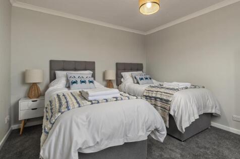 4 Bevlin Hall Saundersfoot -   Final Edits_-1.jpg