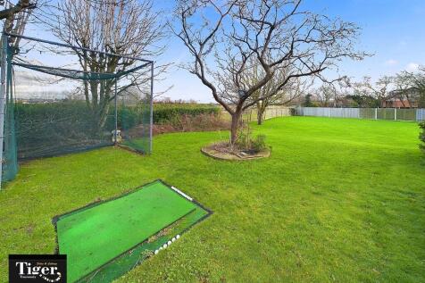 CAM02176G0-PR0427...