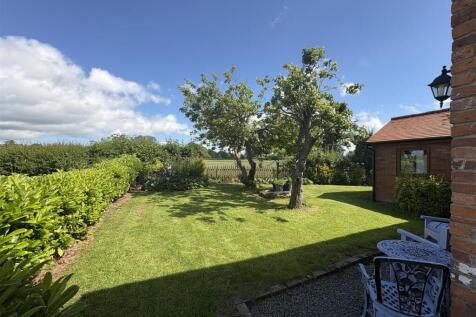 Rose Cottage Rear.jpeg