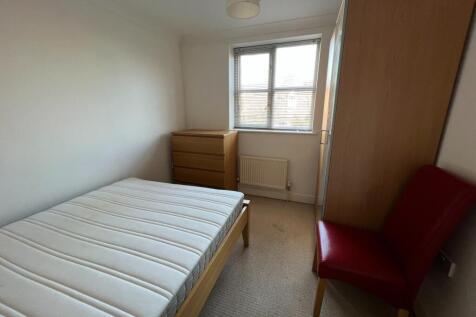 Aspen Grove, Aldershot, GU12 photo 4