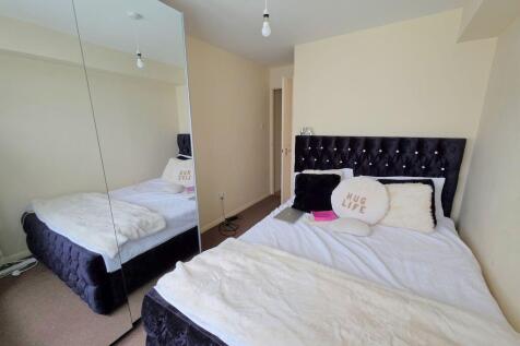 Parklands, Rochford photo 3