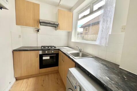 15a Bywood 2