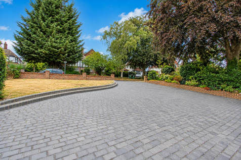 driveway.png