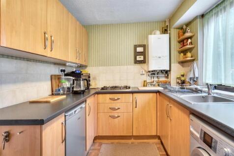 Kitchen_2.jpeg