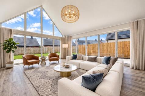 Living Room.jpg