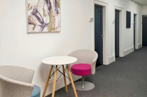 Serviced Office to rent Image 8