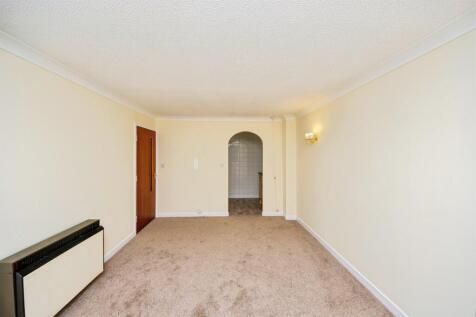 Liege House, Manorside Close, Upton On The Wirral, CH49 photo 4