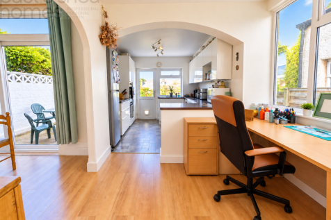 Dining/Study Space