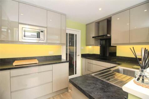 Fitted Kitchen