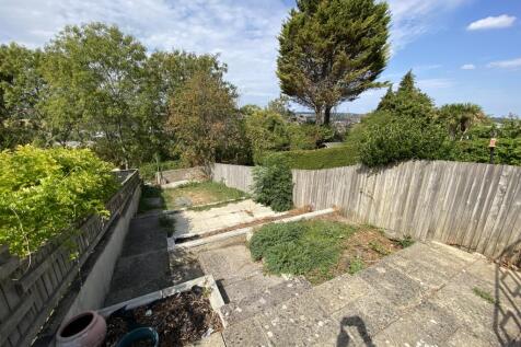 Novers Park Drive, Knowle, Bristol, Bristol City photo 4