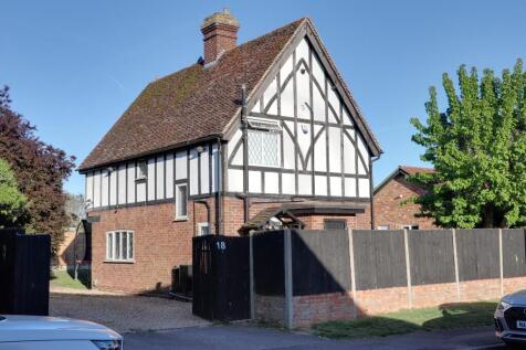 Shefford, SG17 - property photo