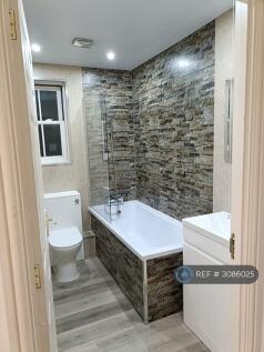 Royal Oak Passage, Huntingdon, PE29 photo 3