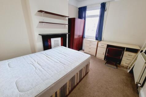 13 Tachbrook Road. Leamington Spa photo 5