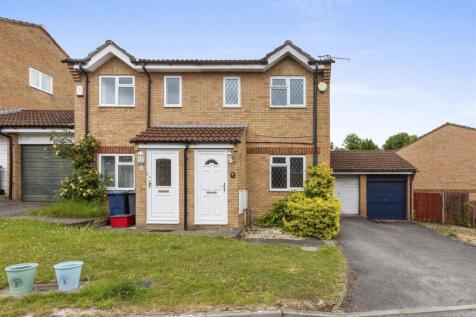 26 Nicholas Gardens, HP13 6JQ-13.jpg