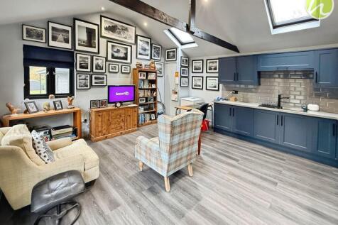 Annexe Living Room/ Kitchen