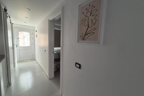 light, airy entrance