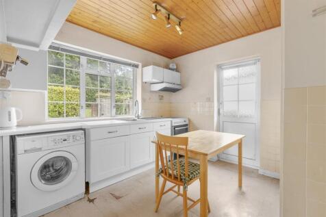 Marchwood, Hammersley Lane, HP13 7BY-5.jpg