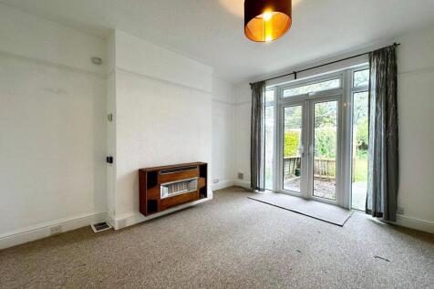 Badminton Road, Downend, BS16 6NW photo 5